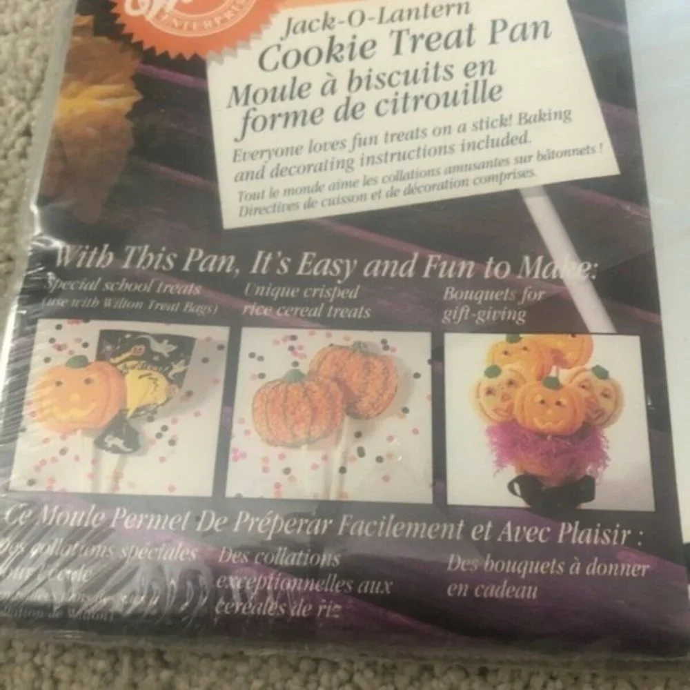 Vintage 1998‎ Wilton Cookie Treat Pan Halloween Jac